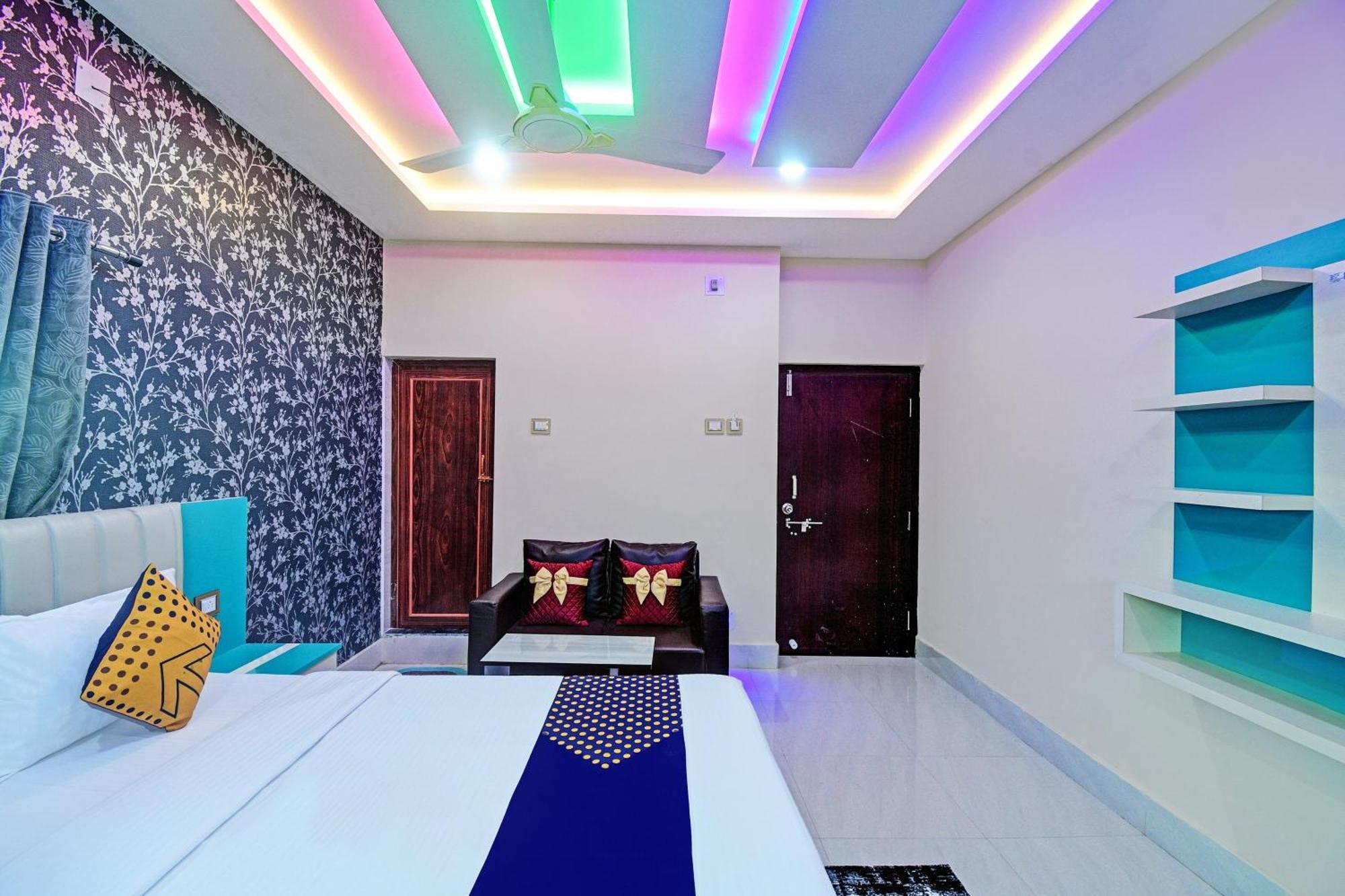 Oyo Flagship Pratikshya Guest House Baripada Buitenkant foto