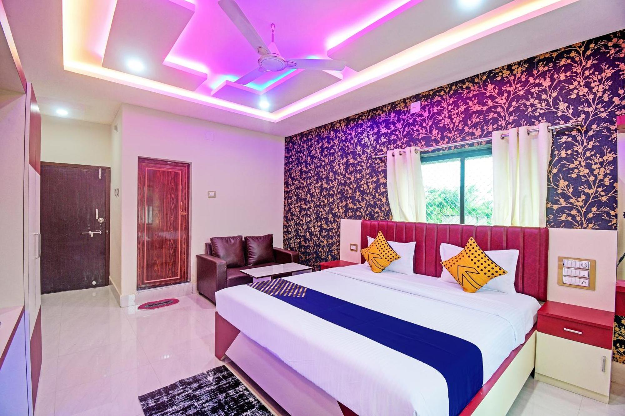Oyo Flagship Pratikshya Guest House Baripada Buitenkant foto